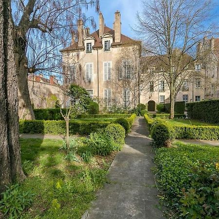 Le Notre Dame Apartment Дижон Екстериор снимка